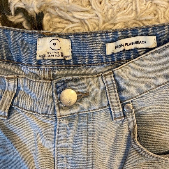 Cotton On mom shorts - Picture 2 of 2
